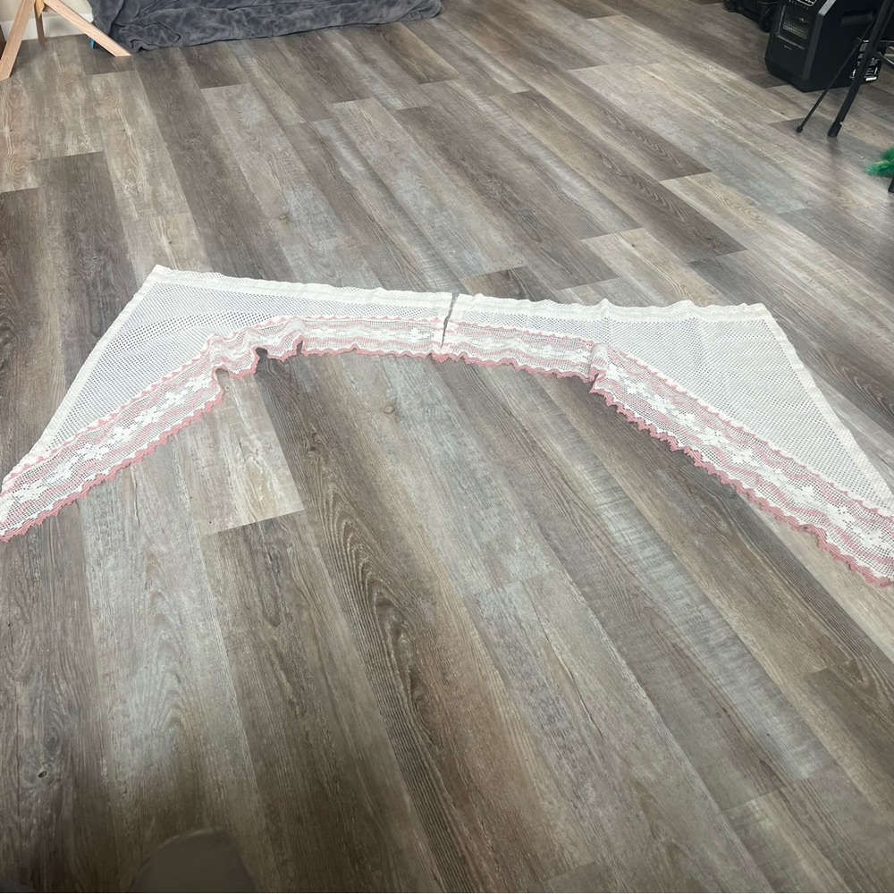 💥🍒VTG‎ Lace Cream & Maude Curtains 2 Panels 2 Valance💥🍒